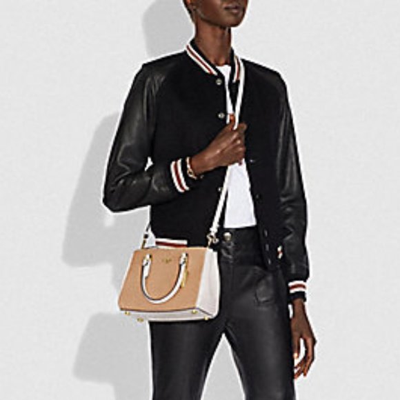 Coach || MINI SURREY CARRYALL (Gld/Blk) - Picture 3 of 7